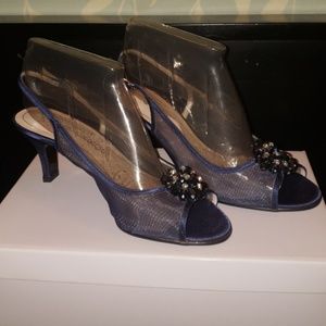 Sling back navy kitten heel pumps